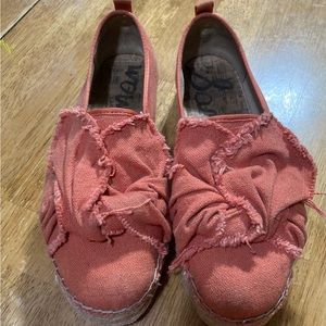 Beautiful sam Edelman shoes size 10 orange color